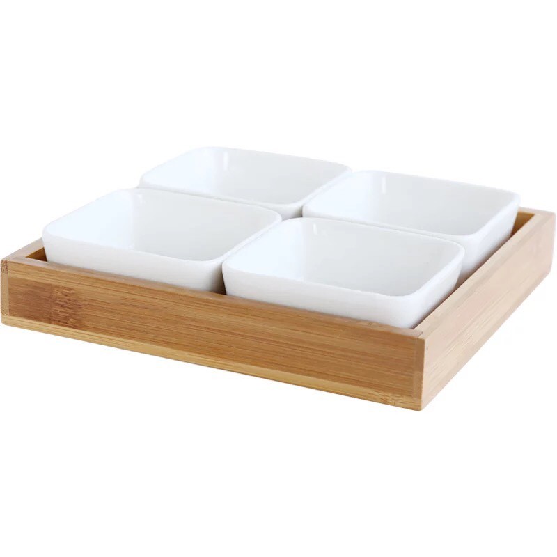 Japanese Style Dish Set 生活美學 日式碗盤組合 四個正方形瓷盤加一個木頭托盤 Trandy styles, Classic,High-quality Materials,Easy to clean,Safety,Used Widely